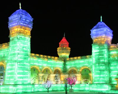 HARBIN ICE & SNOW FESTIVAL FEBRUARY 2012 (5).JPG