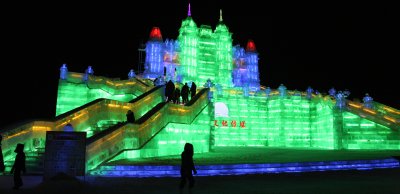 HARBIN ICE & SNOW FESTIVAL FEBRUARY 2012 (8).JPG