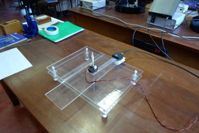 Mangetic scanning apparatus. Perspex