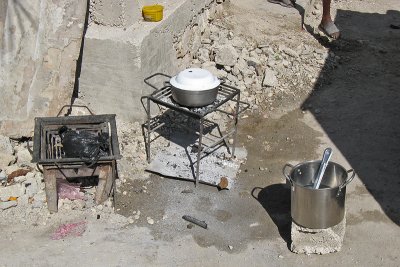 Zo moeten deze bewoners buiten koken