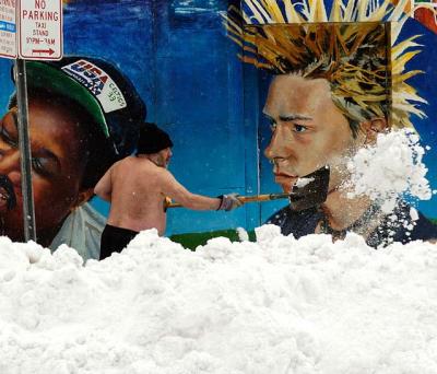 g4/63/11563/3/24565143.centralsq.jpg