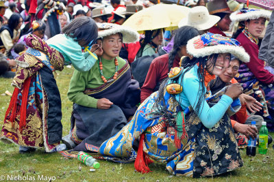 China (Sichuan) - Horse Festival Spectators