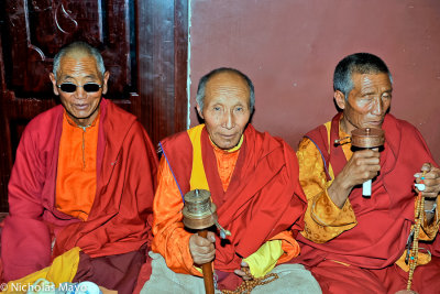 China (Sichuan) - Three Monks At Larung Gar