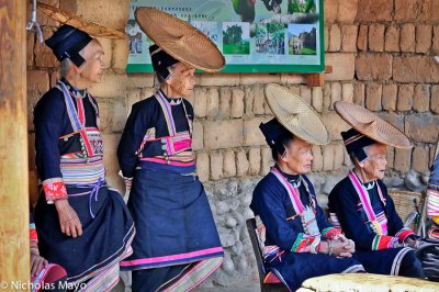 China (Yunnan) - Four Hua Yao Dai Women