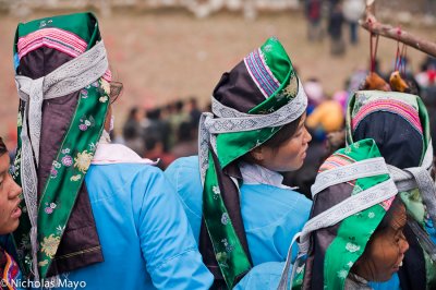 China (Guizhou) - Embroidered Head Scarfs