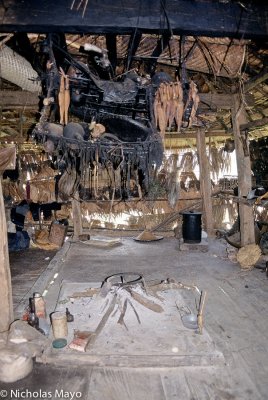 Laos (Luang Namtha) - Inside The Akha House