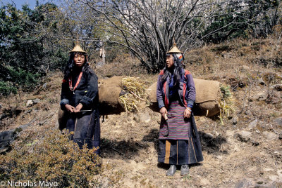 Bhutan (West) - Laya Girls