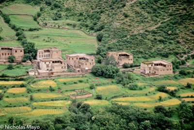 China (Sichuan) - Tibetan Houses Amongst The Fields