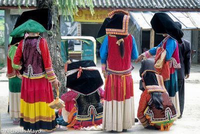 China (Sichuan) - Ladies Of Xiaoliangshan