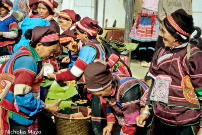 China (Yunnan) - Busy Day At The Market