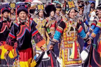China (Sichuan) - Riot Of Colours At Huo Ba Jie Parade