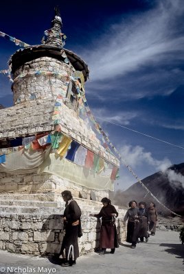 China (Sichuan) - Circling The Stupa