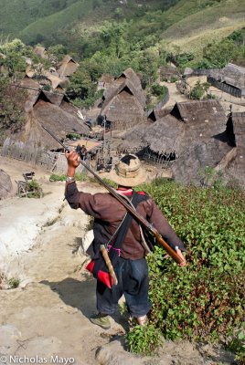 Burma (Shan State) - Descending To The Thatched Village