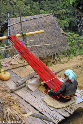 Burma (Shan State) - Weaving With A Back Loom