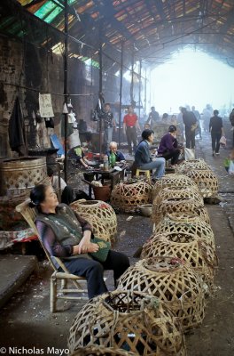 China (Guizhou) - Baskets Of Birds