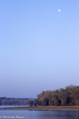 india (Karnakata) - Morning At The Lake