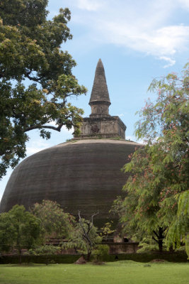 Rankoth Vehera Stupa  (Polonnaruwa)