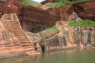 Ancient steps, Water tank, Sigiriya