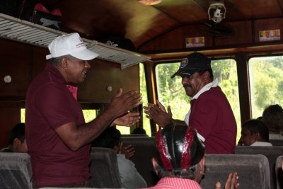 Drunk Lankans! Kandy to Nuwara Eliya rail journey