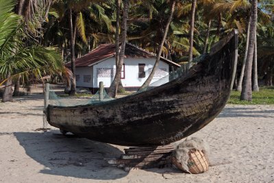 Boat and toddy shop