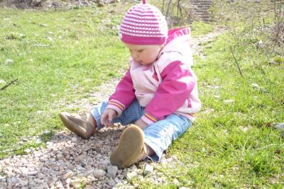 Galicia park - playing with pebbles