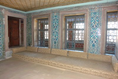 Divan in harem