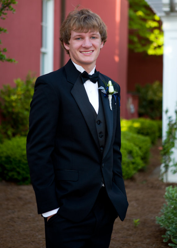 IMG_0061 2011 LCS Prom.jpg