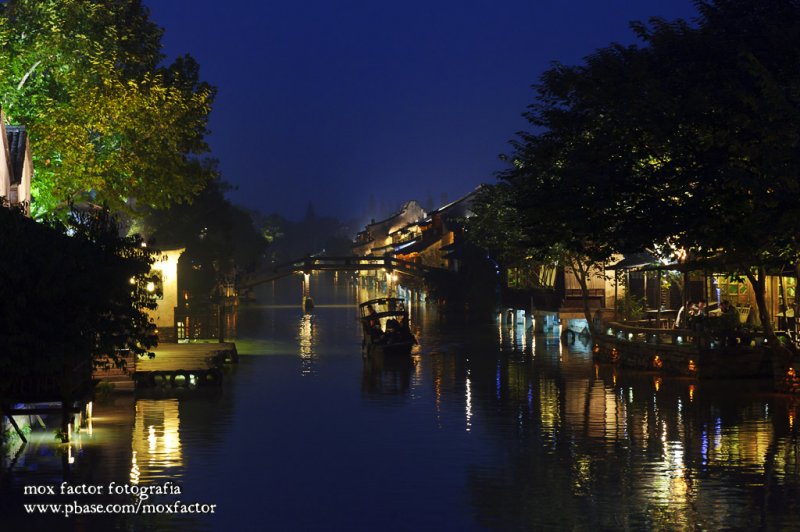 Evening in Wuzhen