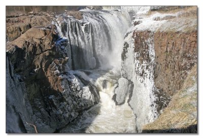 Great Falls Winter 22.jpg