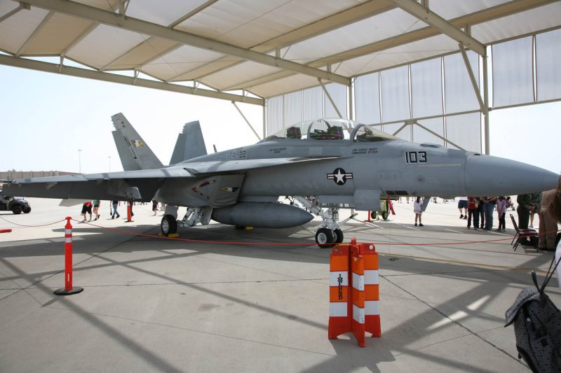 Boeing F/A 18F Super Hornet Strike Fighter