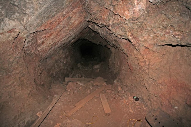 A 30 Degree Downslope Shaft