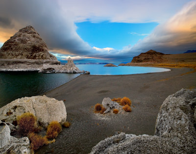 Pyramid Lake