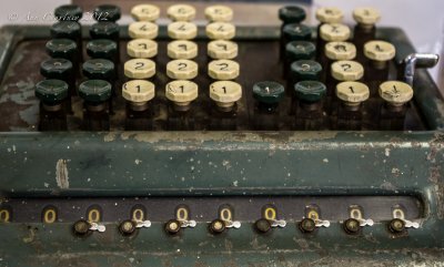Adding machine