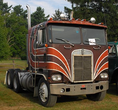 Kenworth COE_7692.jpg