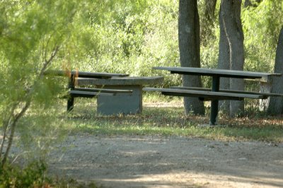 78cooks 049picnicarea.jpg