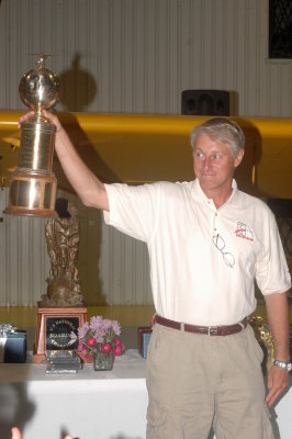 814nglidercompetitionawards 025 Ron Tabery  overall winner.jpg