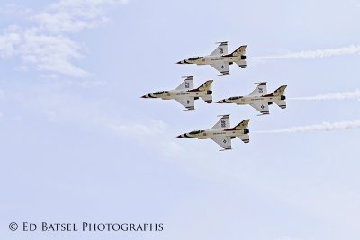 USAF-Thunderbirds-4_1.jpg