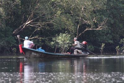  Long boat  Krabi.jpg