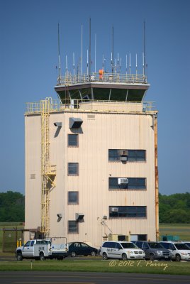 Trenton/Mercer Airport tower