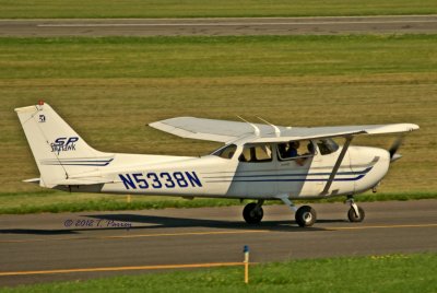 N5338N taxiing