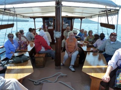 day boat trip around the Eliphiti Islands