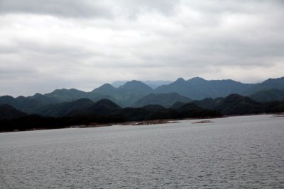 Thousand-Island-Lake.jpg