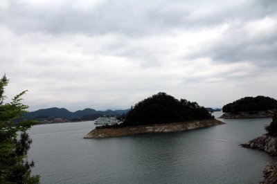 Thousand-Island-lake.jpg