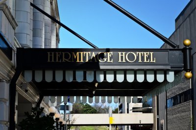 Hermitage Hotel Entrance
