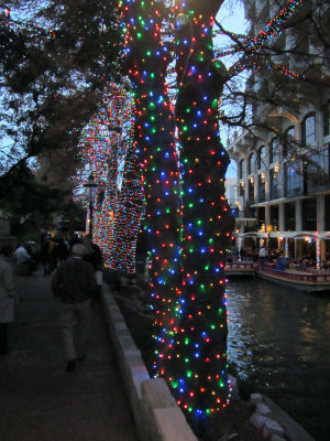 lights along the Riverwalk