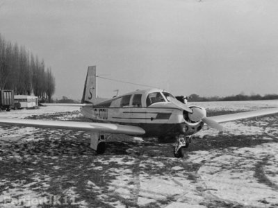 Mooney M20E        G-ATOU