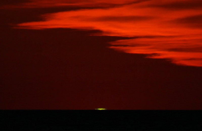 Green Flash from Ferrysburg Guest House on Lake Michigan