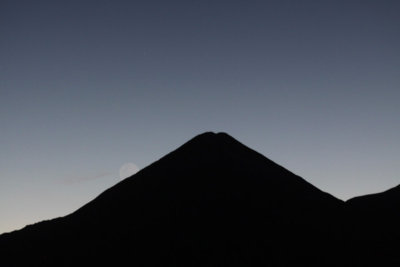 Earthshine precedes Moonrise Over Licancabur