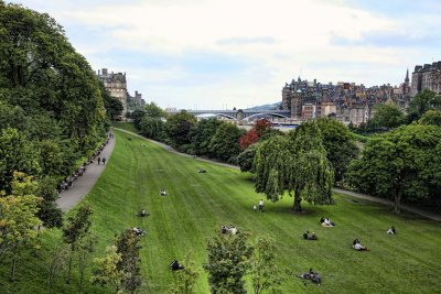 Edinburgh, Scotland Relax