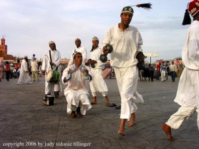 dancers, djemaa el fna, marrakech